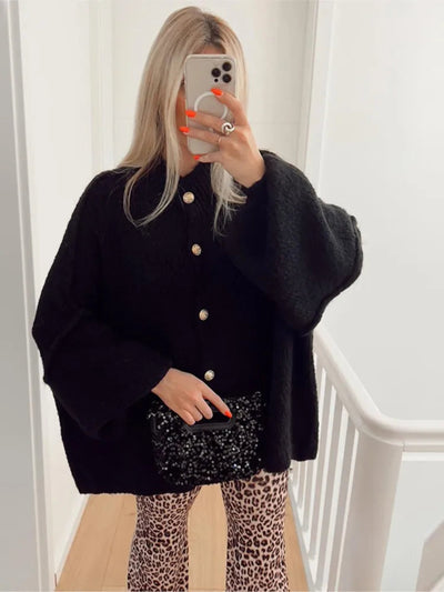 Bequeme Strickjacke mit Geripptem Ausschnitt