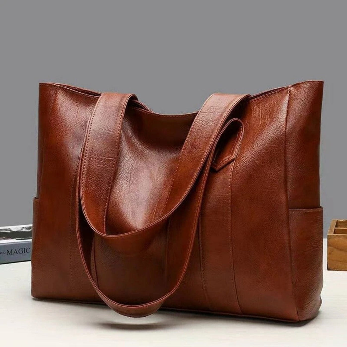 Nova - Elegante Vintage-Ledertasche für Damen