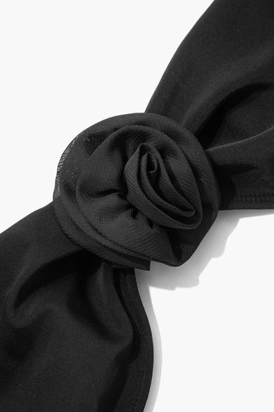 Jessica | Bandeau-Bikini-Set mit 3D-Blumen-Details und figurbetonter Passform