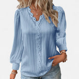 Bluse Damen | Elegant mit Spitzenbesatz & V-Ausschnitt Langarm – Hellblau