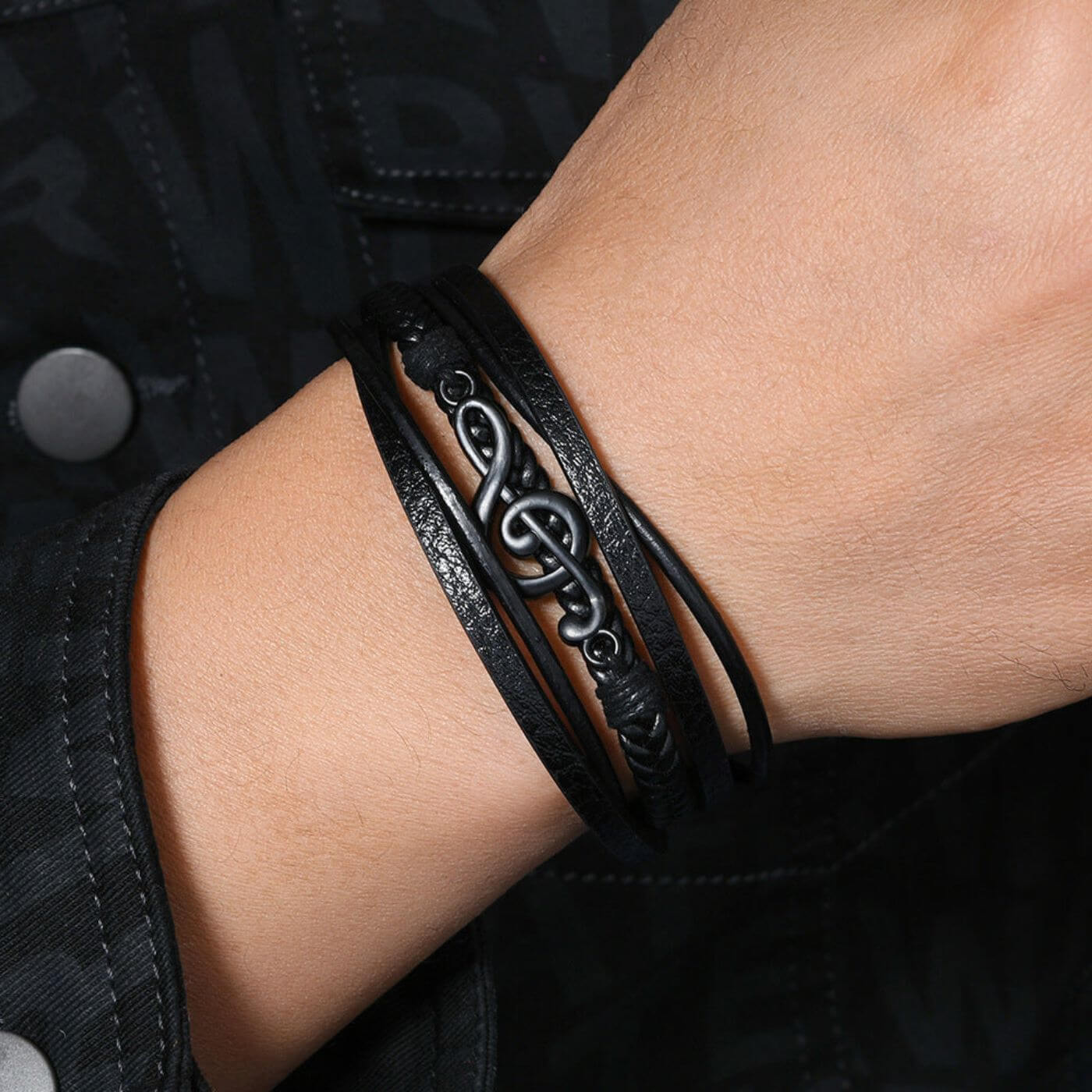 Bravilo™ – Lederarmband mit Musik-Symbol für Musikliebhaber