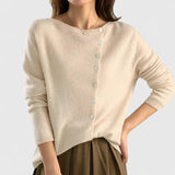 Laura | Elegante Strickjacke Mit Knopfleiste Für Damen – Beige