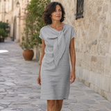 Elissara - Luftig-leichtes Kleid mit Schluppenkragen – Grau