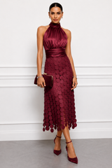 Amabel - Luxuriöses Neckholder-Midikleid – Weinrot