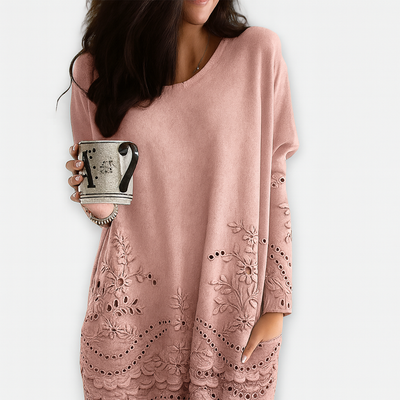 Spitzenhemd-Pullover – Feminine Eleganz mit mühelosem Tragekomfort