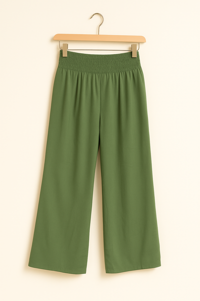 Weite Hose mit elastischem Bund
