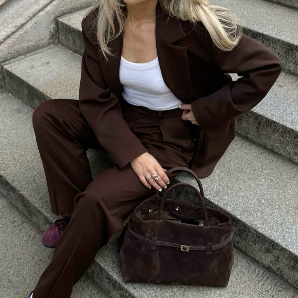 Layra | SUÈDE TOTE BAG