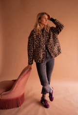 Mia | Eleganter Mantel Damen mit auffälligem Tierprint – Braun