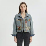 Denim Jacke Damen | Gekürzter Schnitt & Statement-Druck – Hellblau