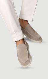 Loafers Herren | Minimalistischer Wildleder-Slipper im Luxury-Stil – Hellbraun