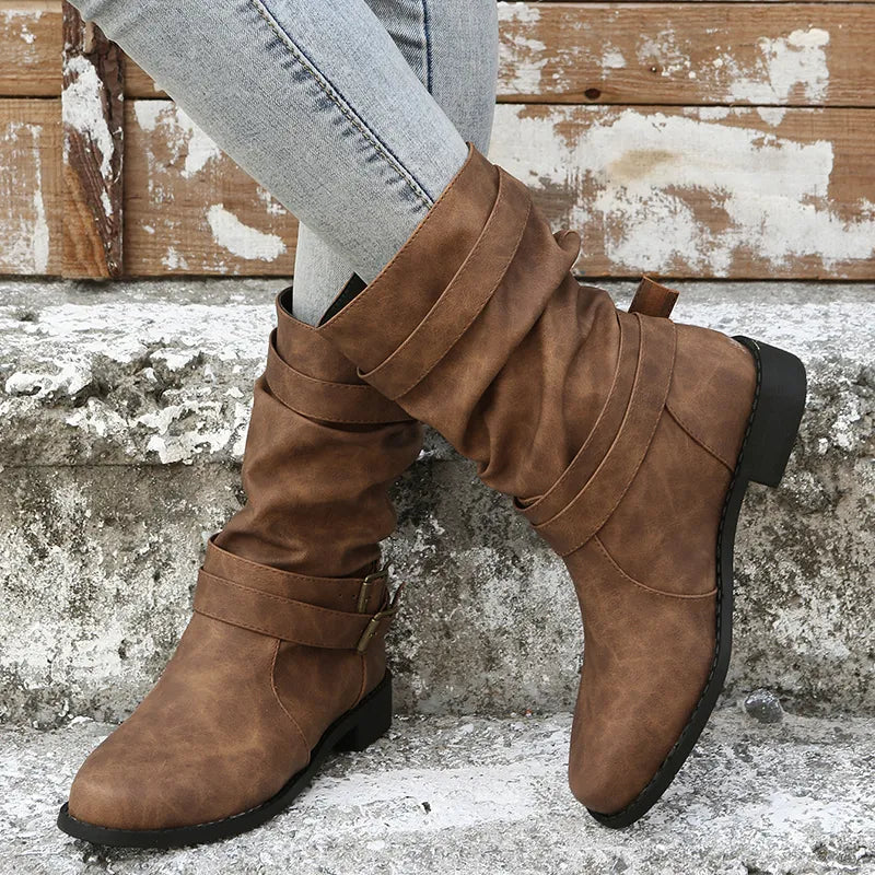 Elegante Stiefel mit Modernem Schnallendesign