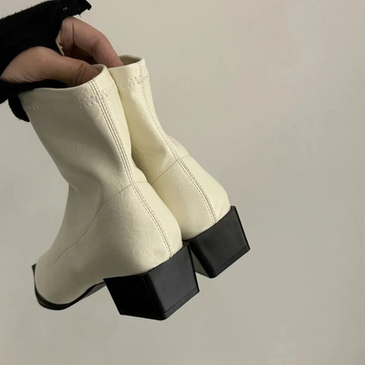 Elegante Stiefeletten mit spitzem Design