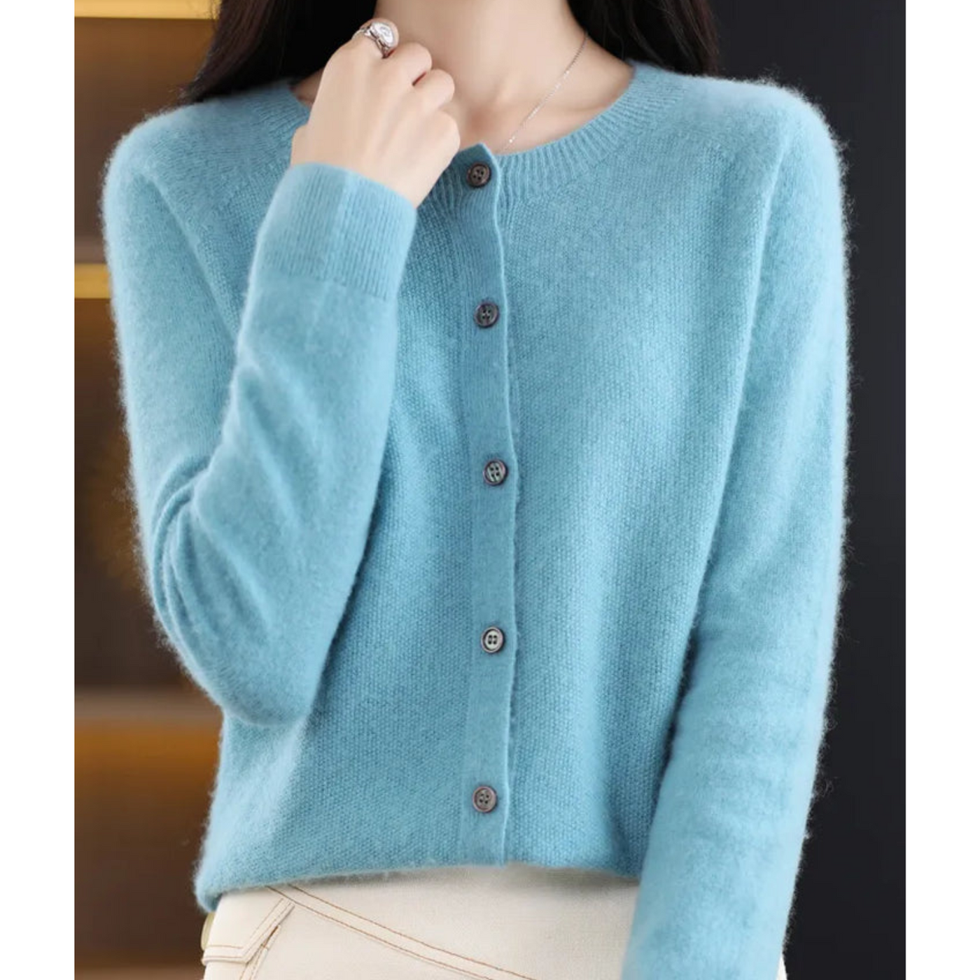 Elegante Strickjacke mit Rundhalsausschnitt für jeden Anlass