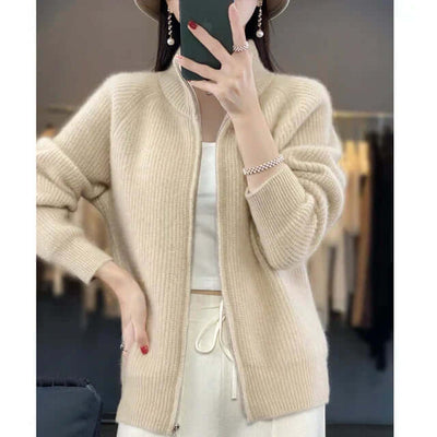 Elegante Strickjacke mit hohem Kragen