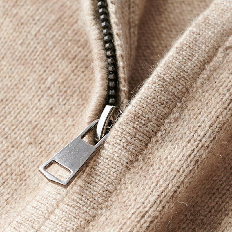 Eleganter Pullover mit Halbreißverschluss für Stilbewusste