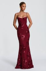 Elegantes Damen Maxikleid: Verführerischer Look für Festlichkeiten – Bordeauxrot