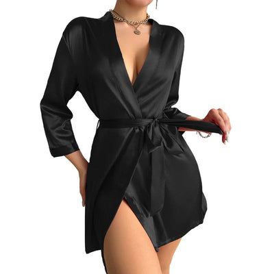 Elegantes Kurzkleid mit Gürtel für stilvolle Auftritte