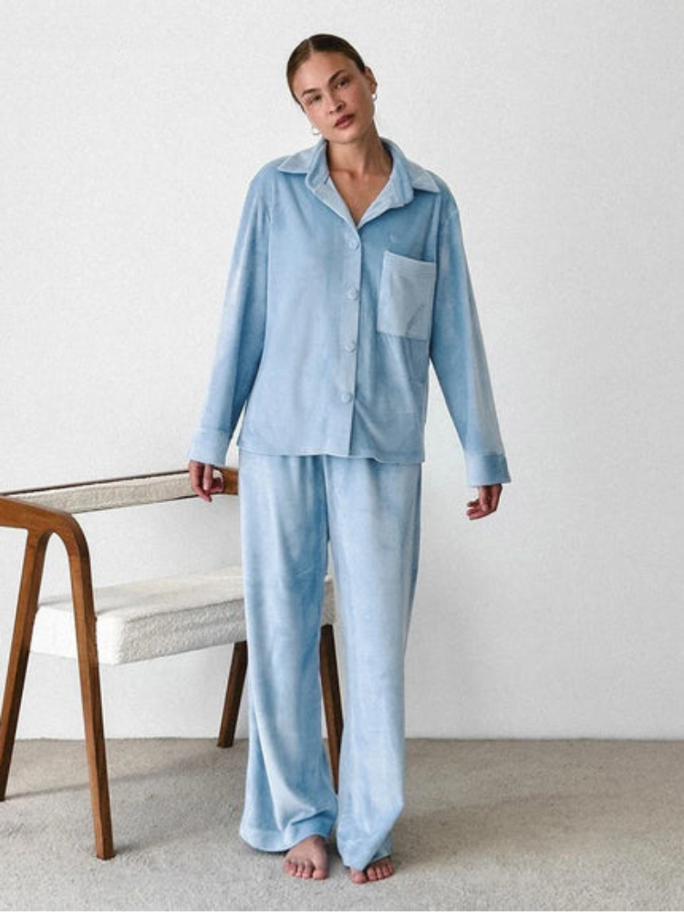 Elegantes Pyjama Set für entspannte Nächte