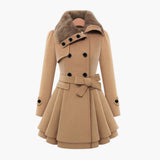 Felicia | Damen Taillierter Kunstfellmantel mit Knopfleiste – Khaki