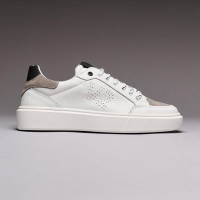 VALE | Iconic sneakers