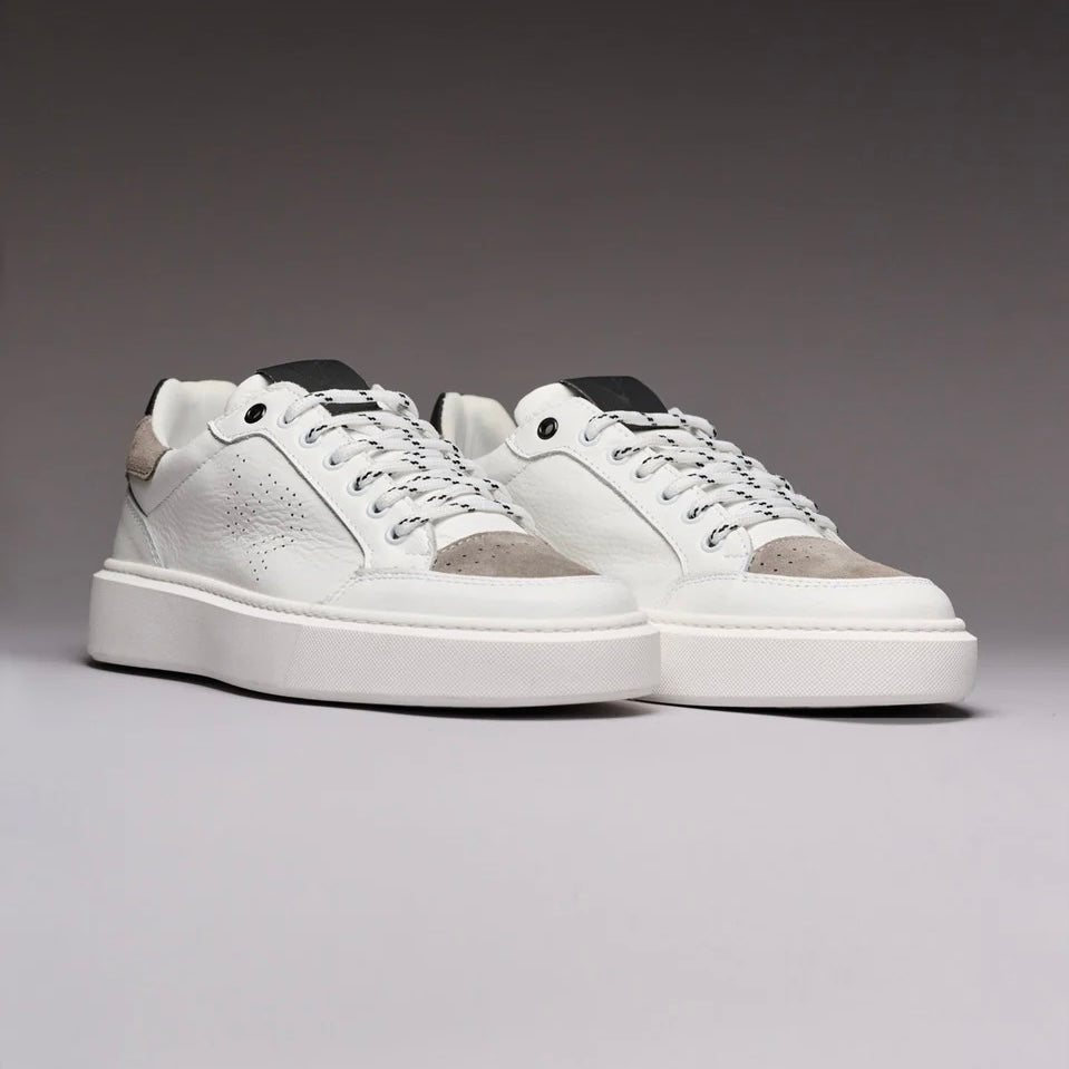 VALE | Iconic sneakers