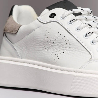 VALE | Iconic sneakers