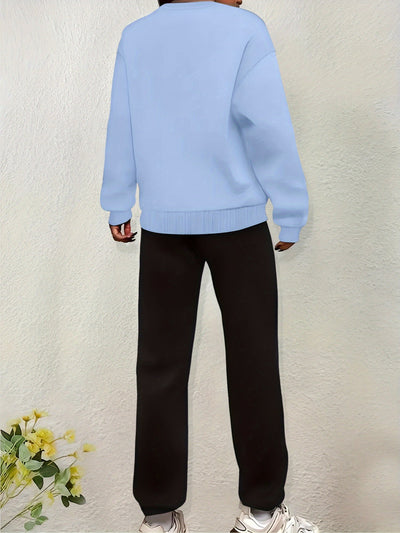 Bequemes Damen-Freizeitoutfit: Pullover und Jogginghose Set für kühle Tage