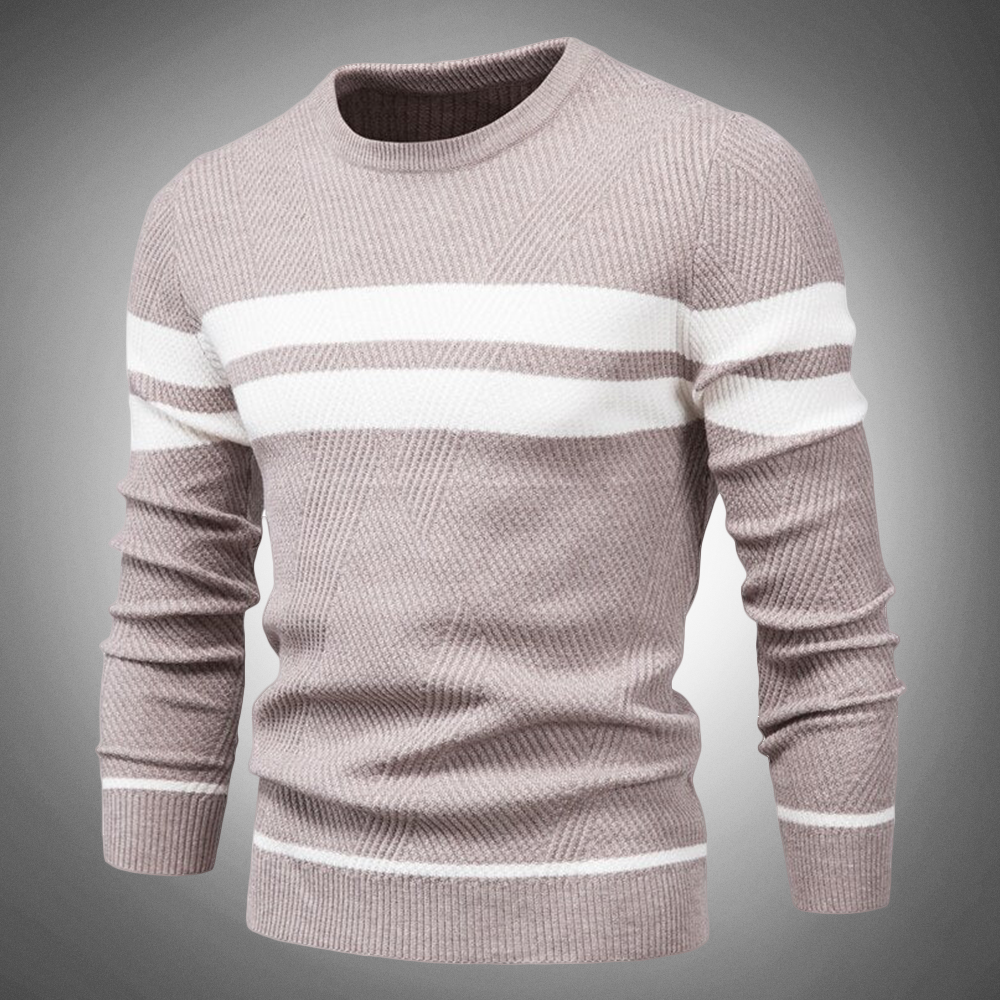 Gestreifter Pullover mit sportlicher Eleganz