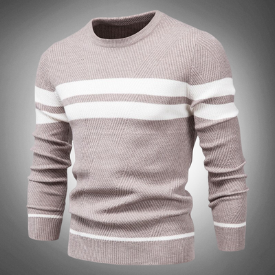 Gestreifter Pullover mit sportlicher Eleganz