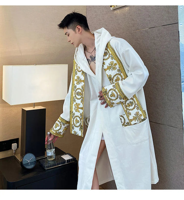 Herrenbademantel – mit Kapuze – aus Samt – Luxusbademantel – Bademantel mit Handtuch