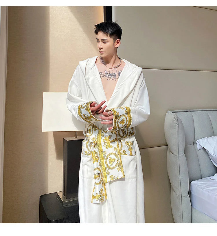 Herrenbademantel – mit Kapuze – aus Samt – Luxusbademantel – Bademantel mit Handtuch