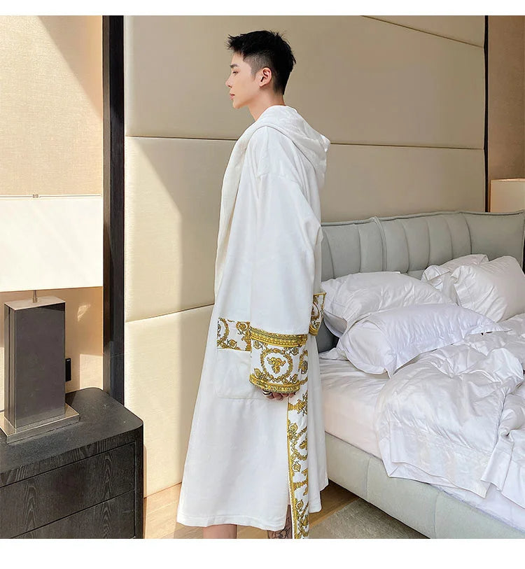 Herrenbademantel – mit Kapuze – aus Samt – Luxusbademantel – Bademantel mit Handtuch