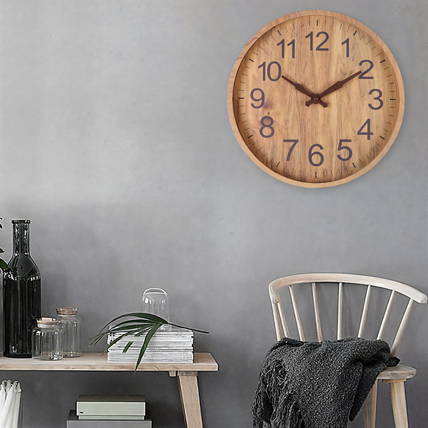 Ästhetische Runde Wanduhr aus Holz