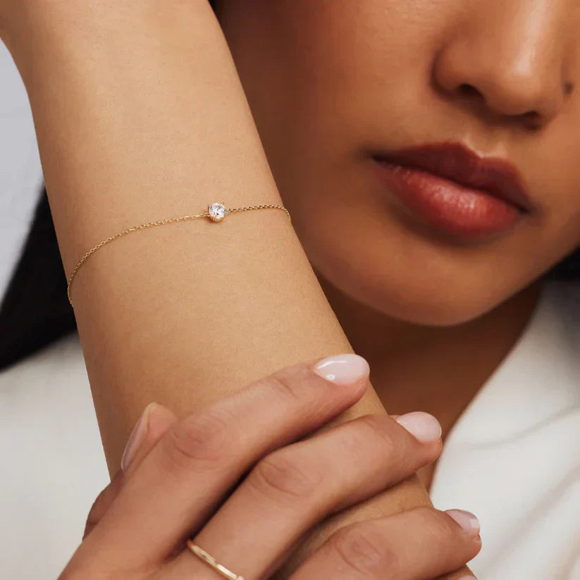 Cléa Gold Moissanite Stone Bracelet