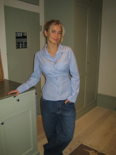 Aquila | Bügelfreie Bluse mit feinem Streifen