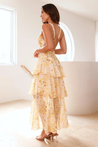 Mariana - Gelbes langes Kleid mit Rüschen und Blumendruck