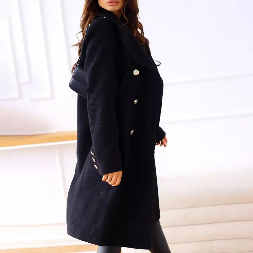 Eleganter Damenmantel - Klassisches Design mit Knöpfen und Taschen