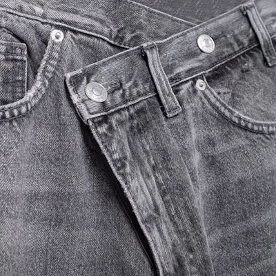 Jessica – Jeans mit asymmetrischem Verschluss