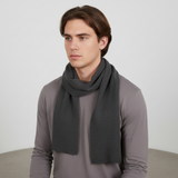 Langer Gestrickter Unisex Schal mit Rippenstruktur – Dunkelgrau