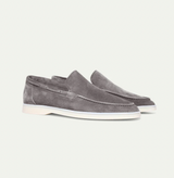 Loafer Herren | Cleaner Wildleder-Slipper mit leichter Plateausohle – Grau