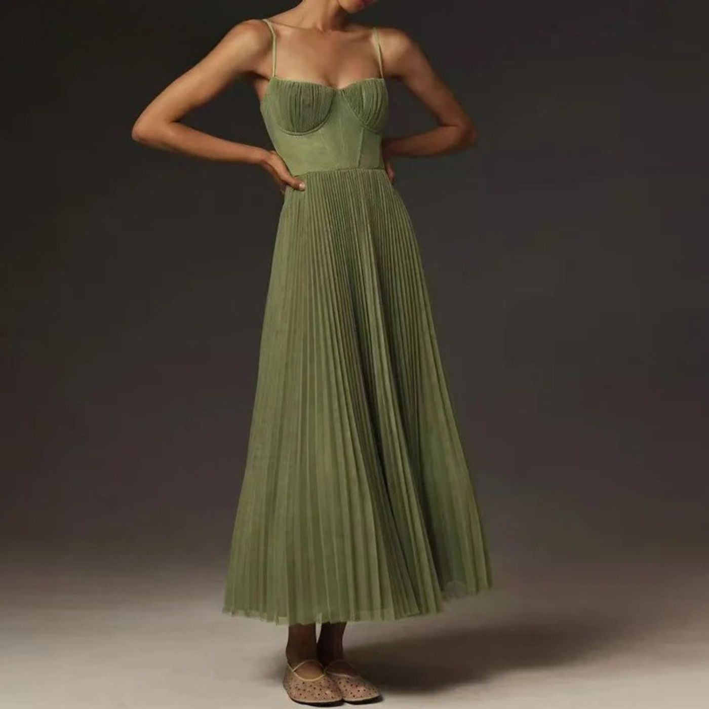 Maja – Elegantes Plissiertes Tüllkleid