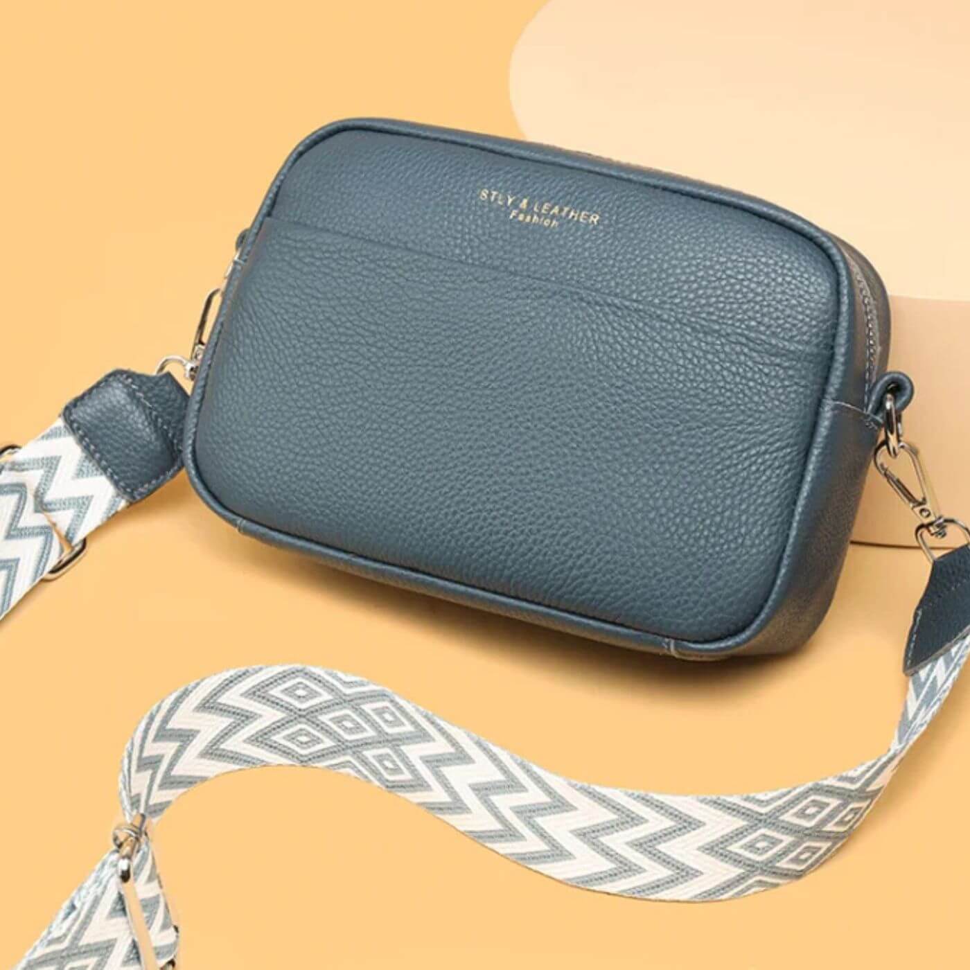 Mandy – Elegante Schultertasche aus Leder