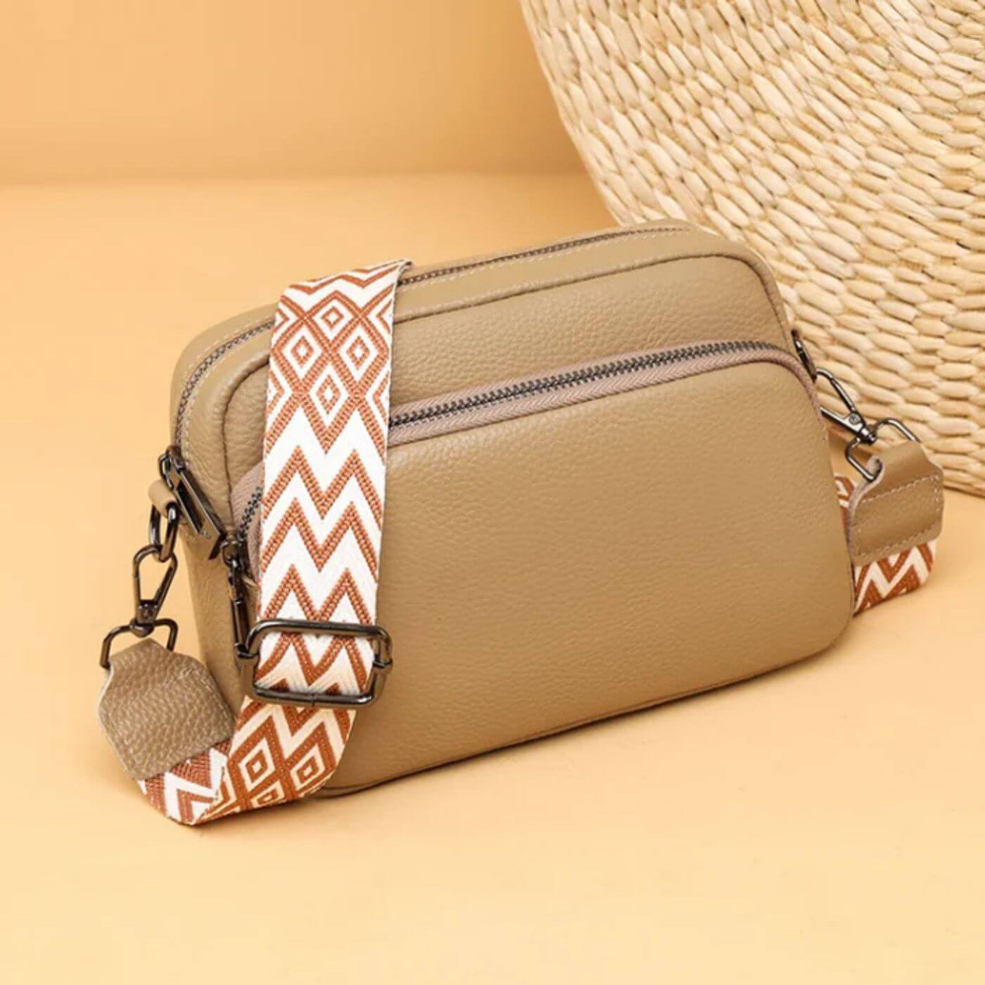 Mandy – Elegante Schultertasche aus Leder