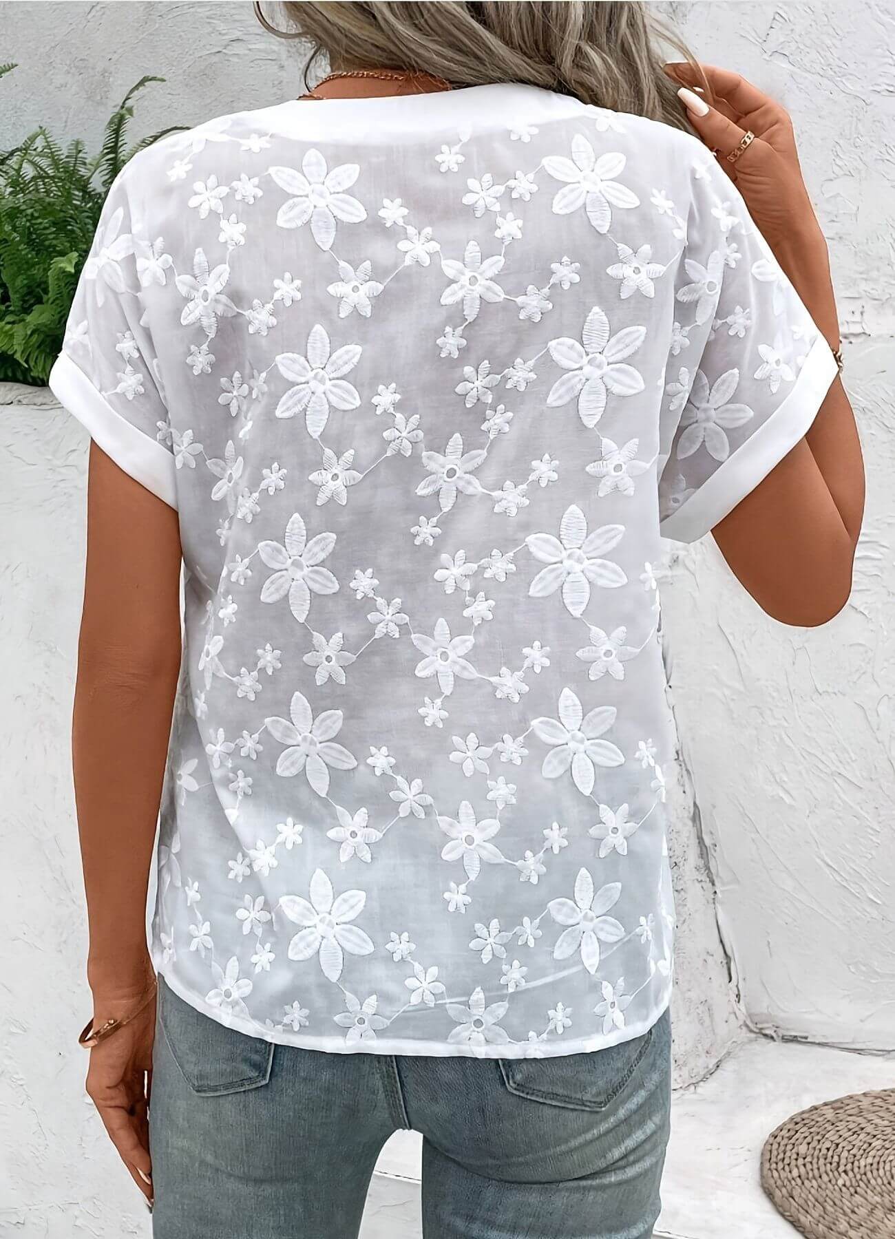 Mara – Elegante Blumenbluse