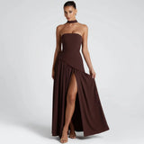 Maxikleid Damen – Trägerloser Schnitt & fließende Silhouette – Braun