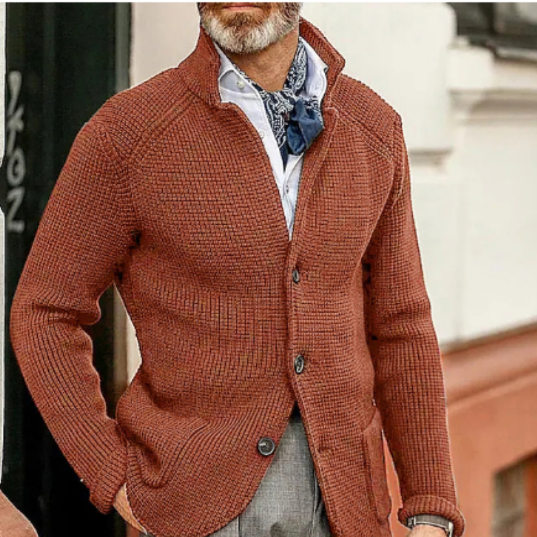 Moderne Strickjacke mit Knopfverschluss