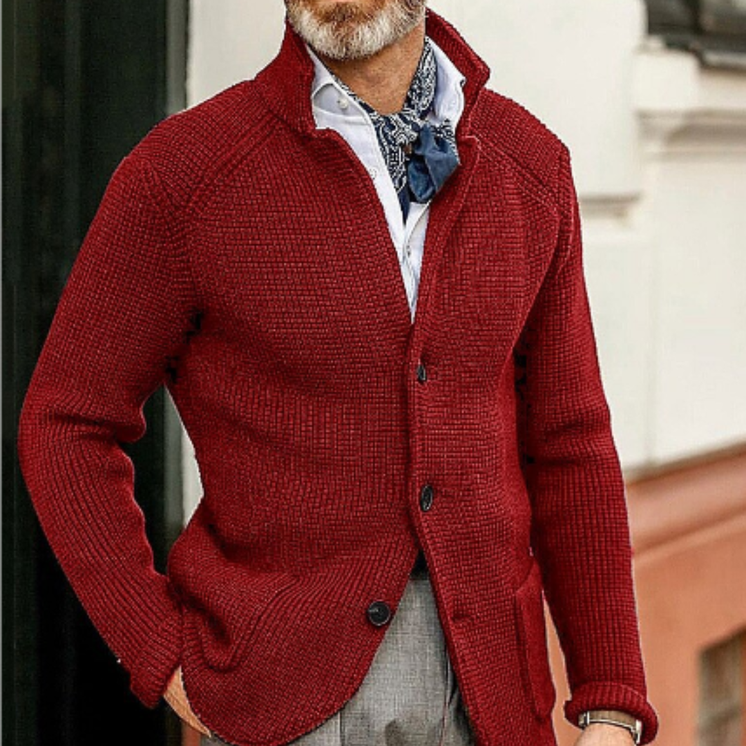 Moderne Strickjacke mit Knopfverschluss