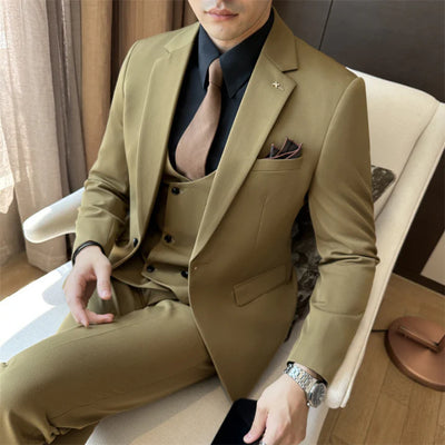 Klassischer Herrenanzug für Hochzeitsgäste | Formell