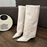 Damen Stiefel mit Blockabsatz und modernem Schnitt in Braun – Beige
