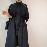 Damen leichter Windbreaker-Mantel mit Tunnelzug und Raglanärmeln – Weiß